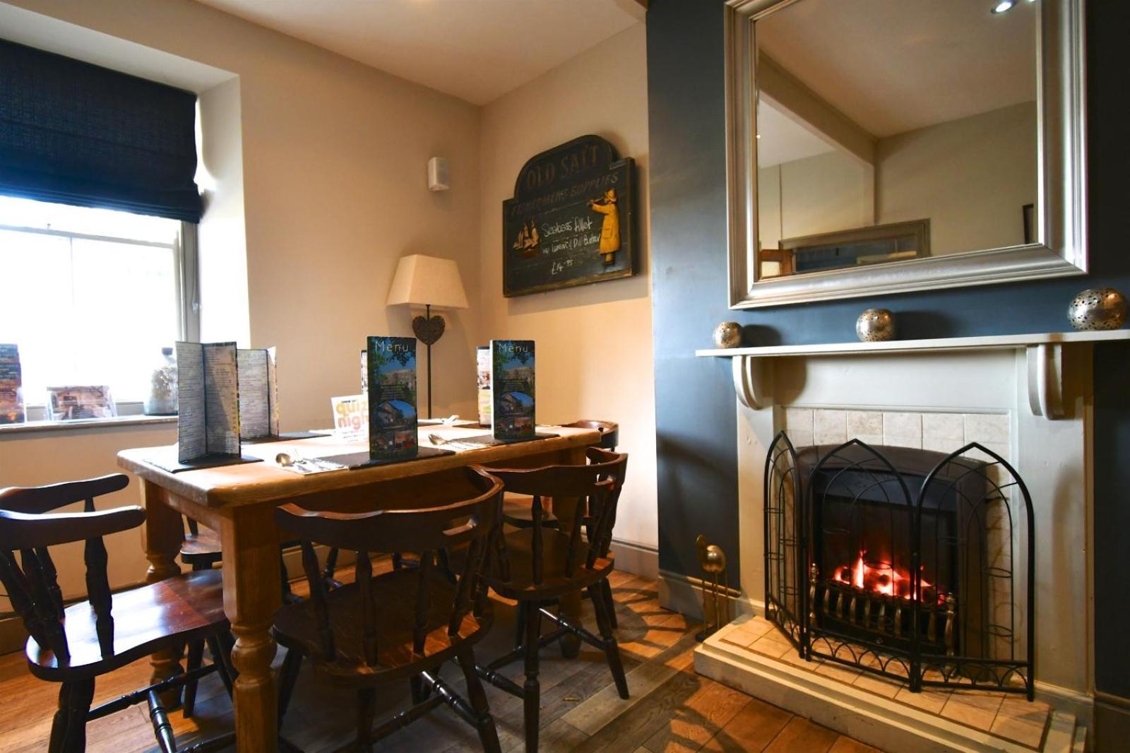 Carew Inn Экстерьер фото