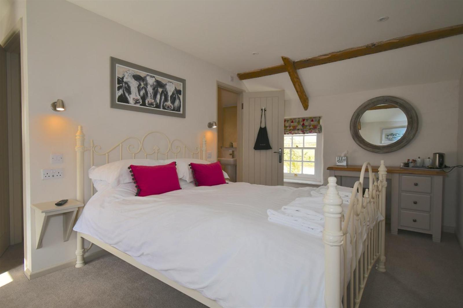 Carew Inn Экстерьер фото
